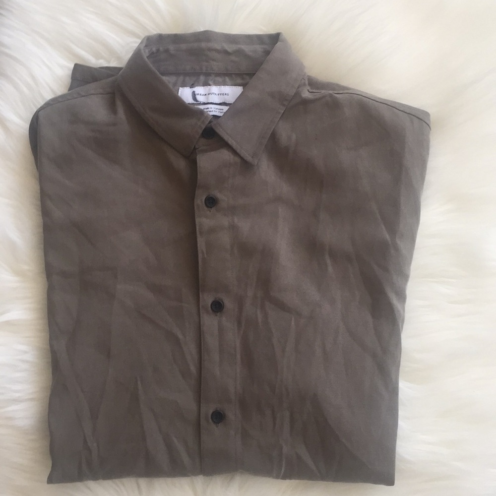 NWOT-Urban outfitters button up shirt